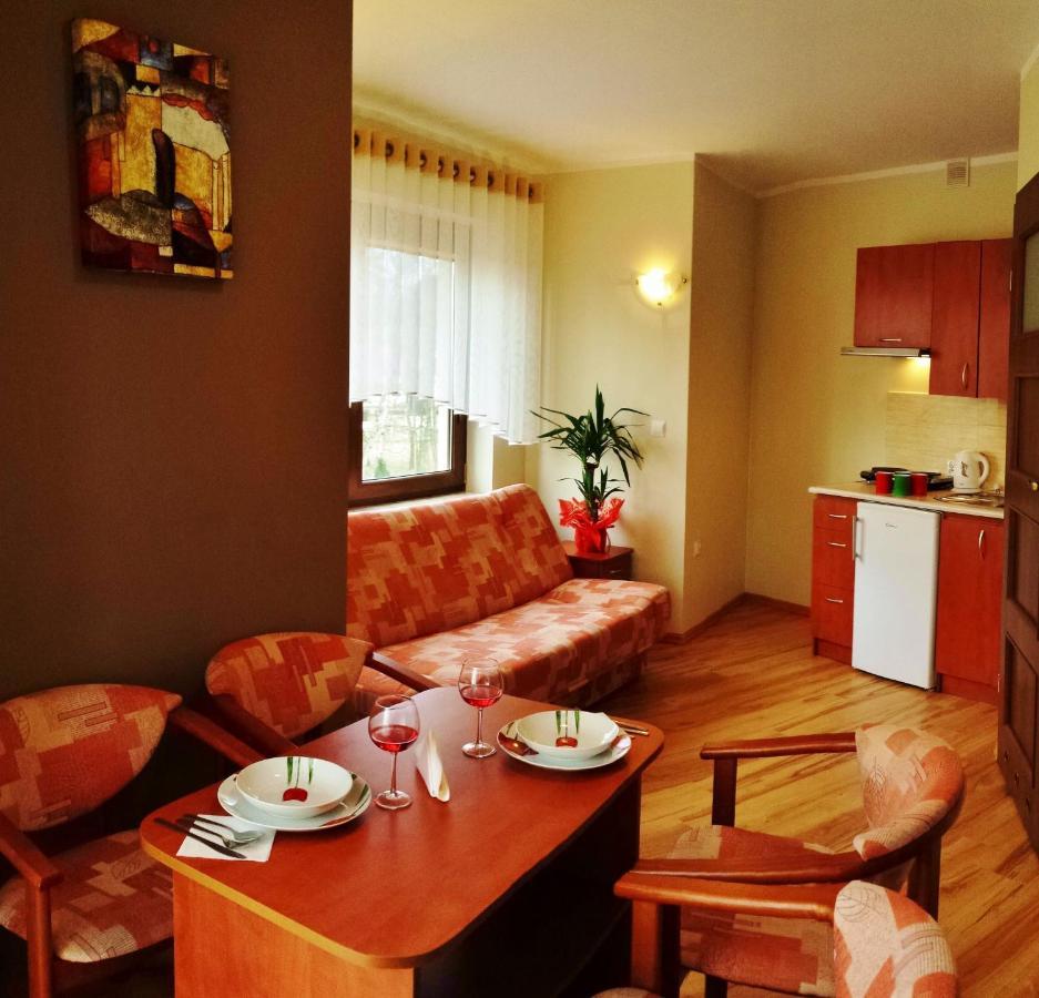 Pokoje Goscinne Jantar Łukęcin Extérieur photo